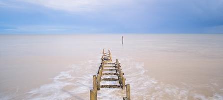 Towards the Horizon