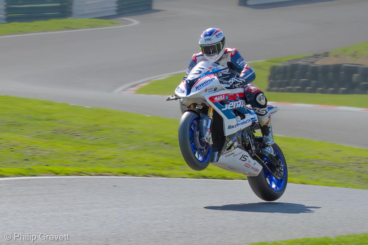 Cadwell Park Jump by Philip Gravett