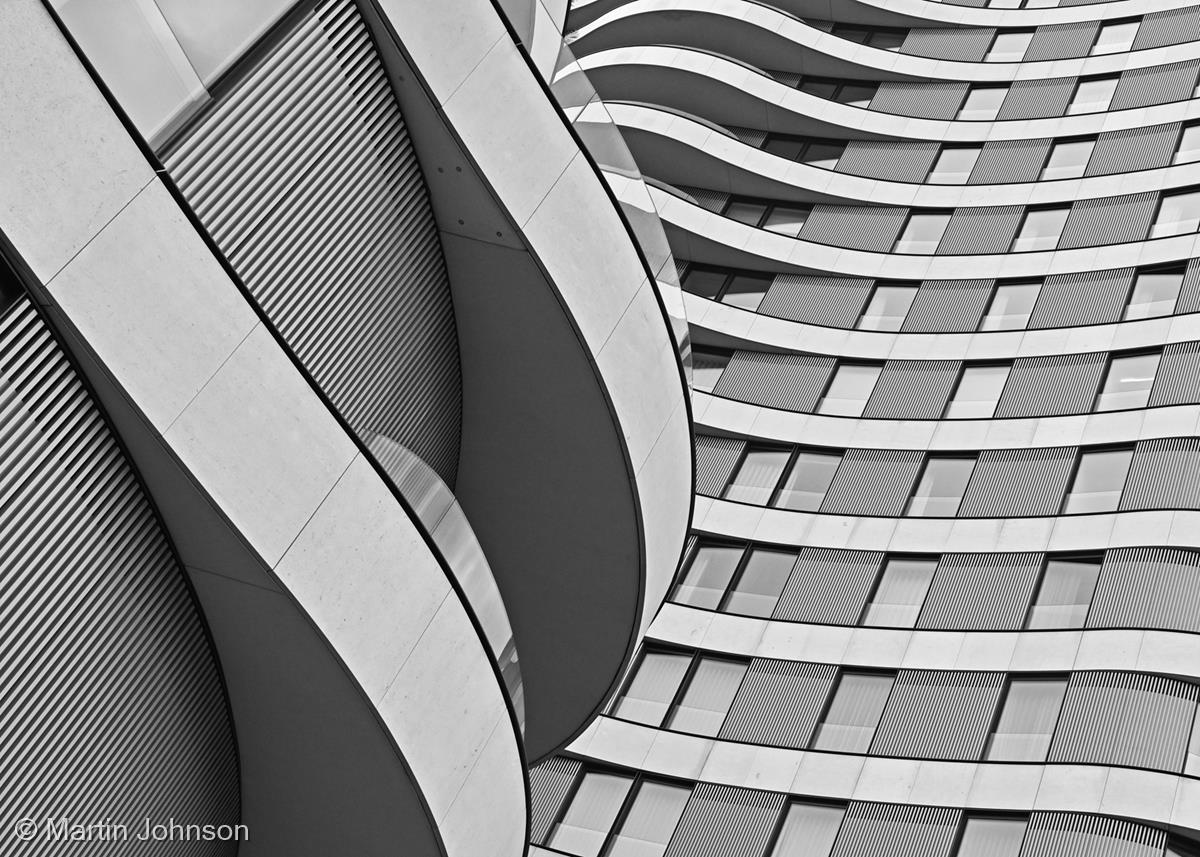 Modern Shapes and Curves by Martin Johnson
