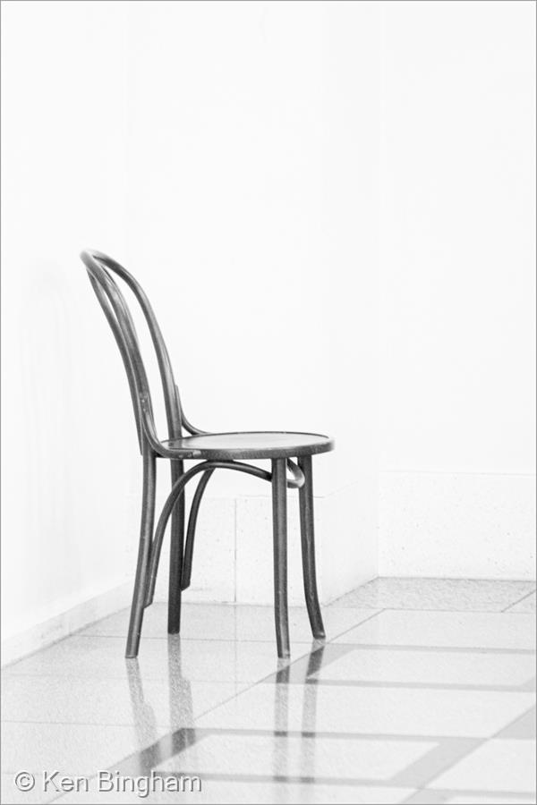 A Simple Chair by Ken Bingham
